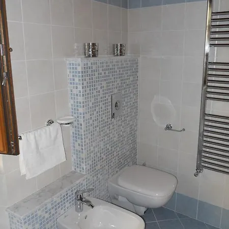 Sandra's * Popiglio
